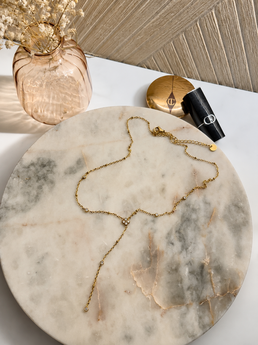 Collier Médina doré à pendentif floral, vue détaillée — Saeya Jewels
